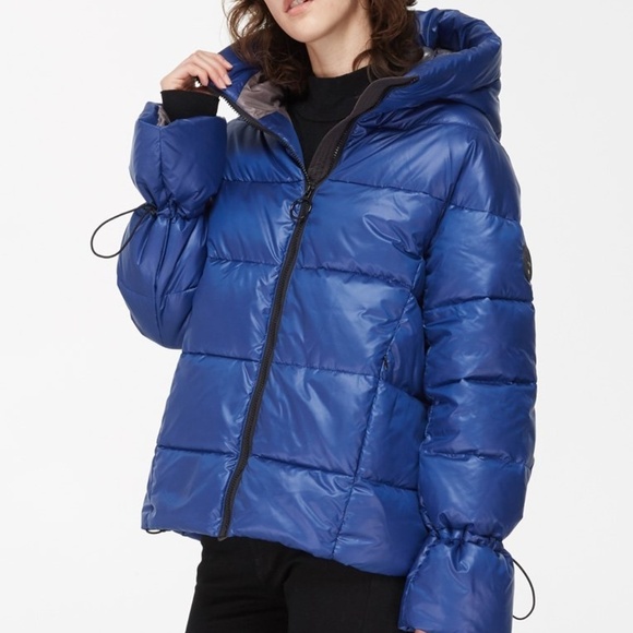 #3❤️ NWT Gweyn Short Puffer Jacket with Contras… - Picture 2 of 3